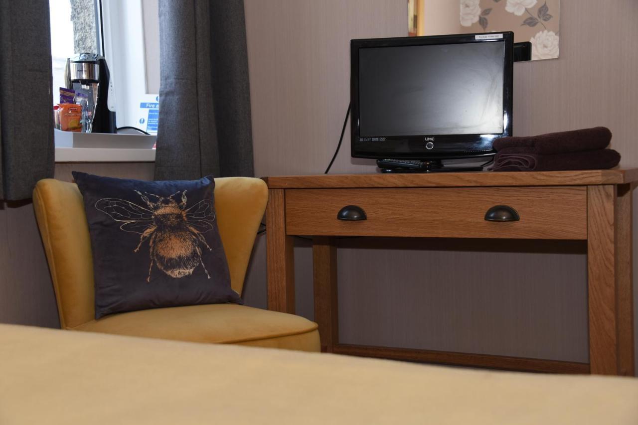 Greyhound Hotel